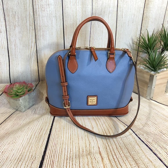 Dooney & Bourke Handbags - 👜 ✨ Dooney & Bourke Pebble leather Zip Zip✨